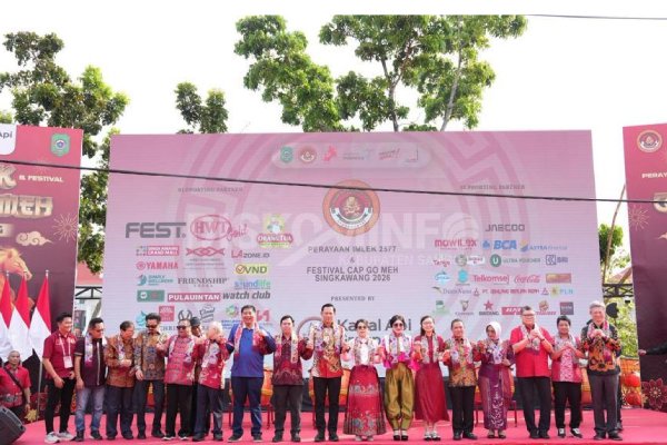 Puncak Festival Cap Go Meh Kota Singkawang 2026